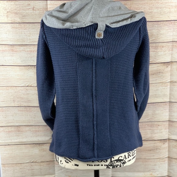 Pure Handknit Single Button Cardigan - Picture 2 of 3